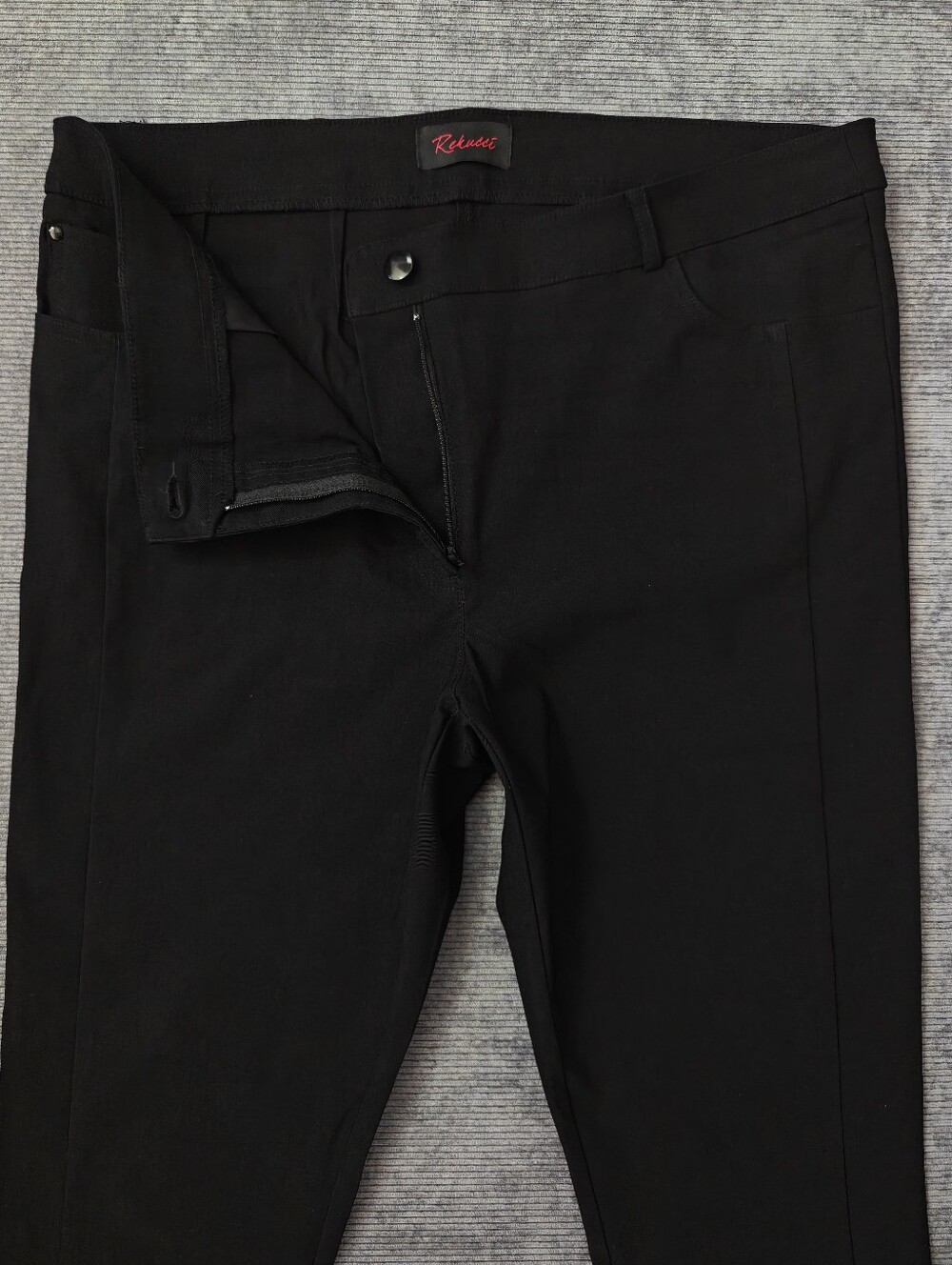 Like New Rekucci Black Front Seam Skinny Ankle Dress Pants Stretch Size 16